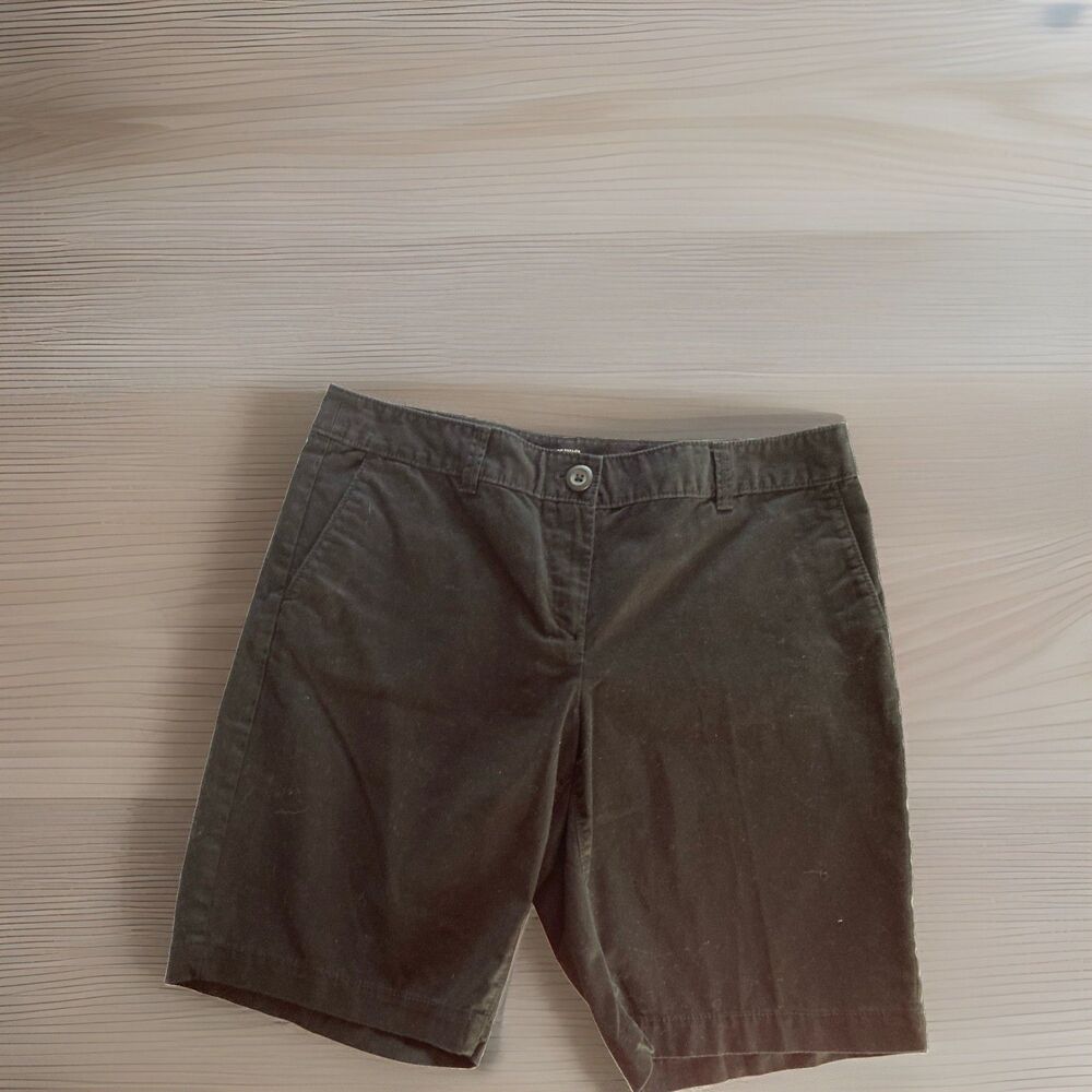 Loft Chino Shorts Black Size 8 Cotton Excellent Condition Casual Preppy